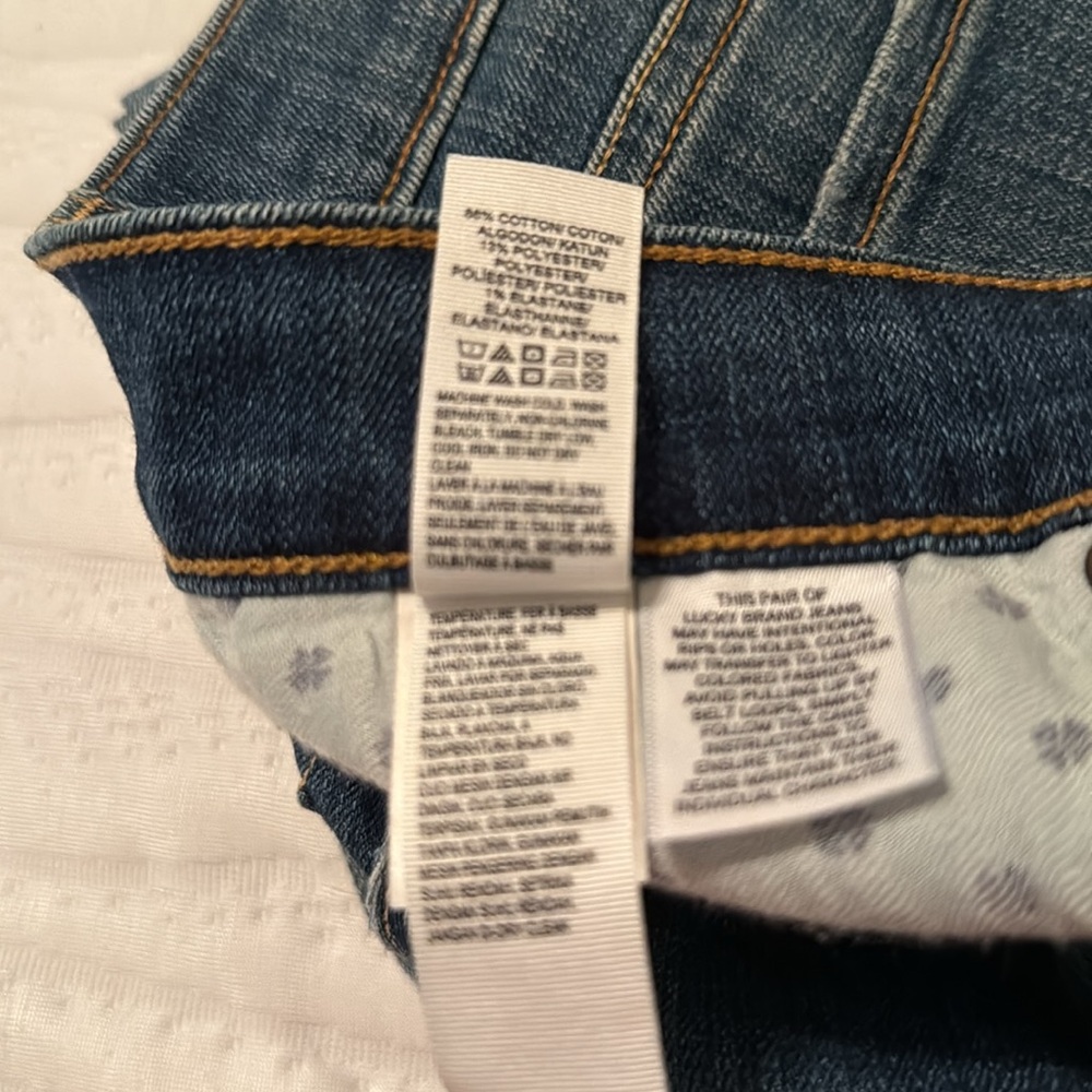 Lucky Brand women’s skinny/cigarette capri denim, 8/29 - Picture 7 of 7